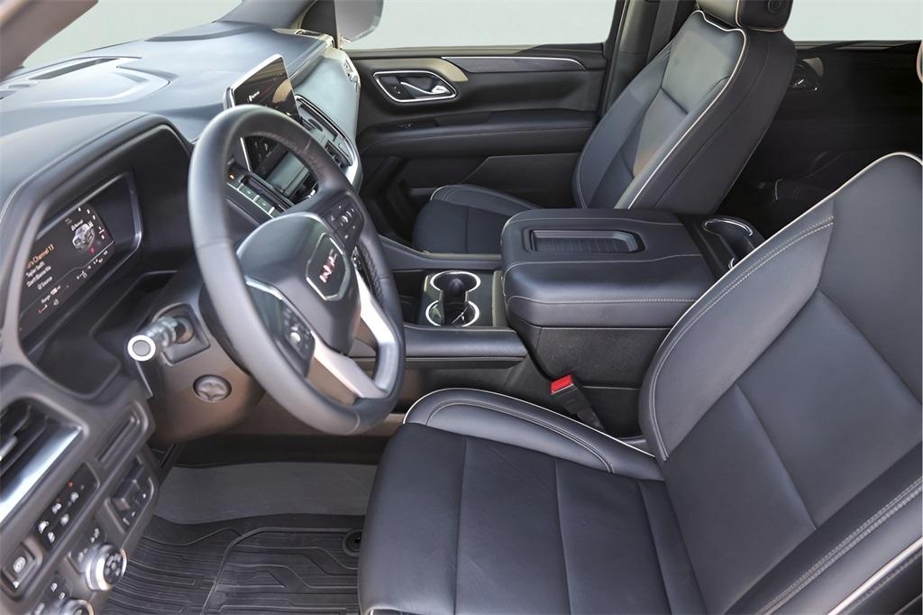 used 2023 GMC Yukon car