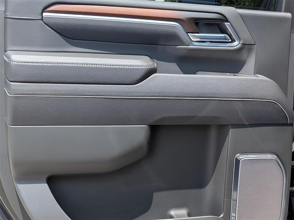 new 2025 GMC Sierra 2500 car, priced at $108,170