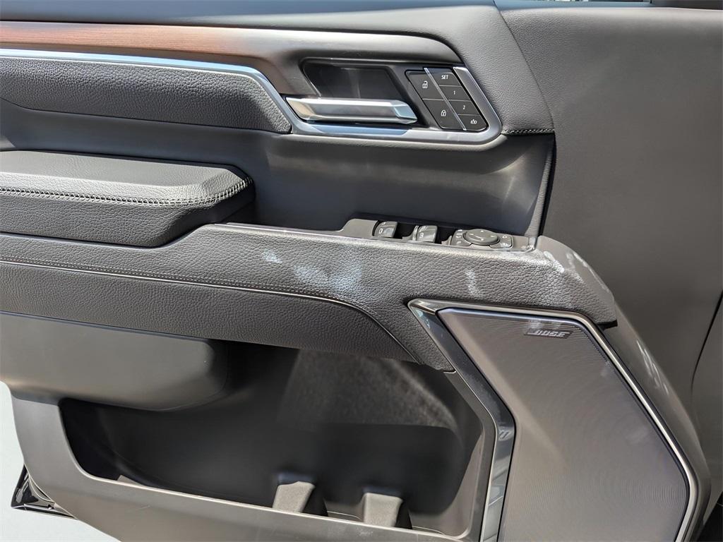 new 2025 GMC Sierra 2500 car, priced at $108,170