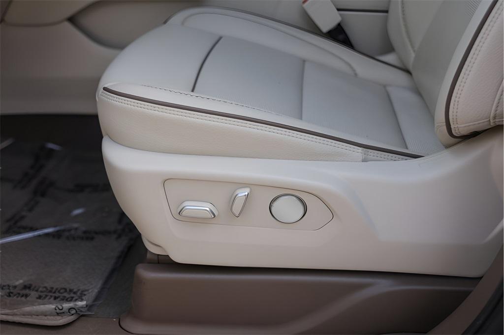 used 2024 GMC Yukon car, priced at $78,498