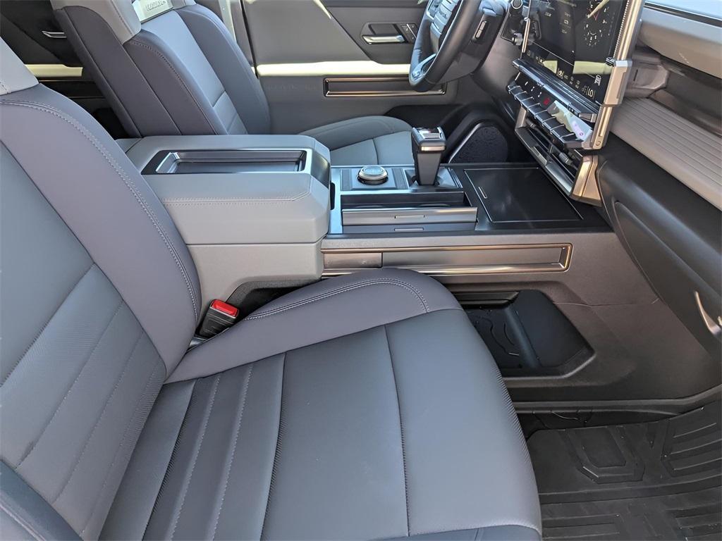 new 2025 GMC HUMMER EV Pickup car, priced at $117,584