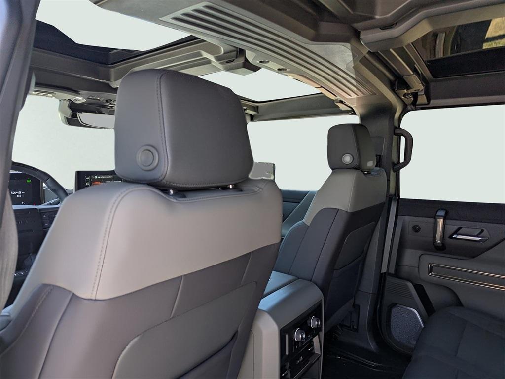 new 2025 GMC HUMMER EV Pickup car, priced at $120,584