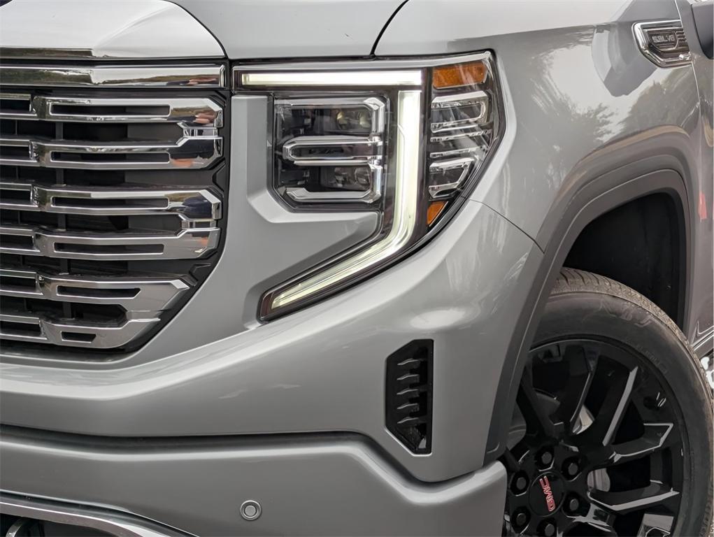 new 2025 GMC Sierra 1500 car, priced at $71,200