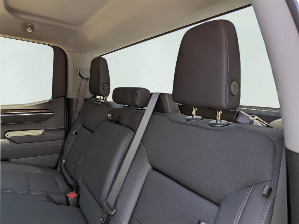 new 2025 GMC Sierra 1500 car, priced at $43,815