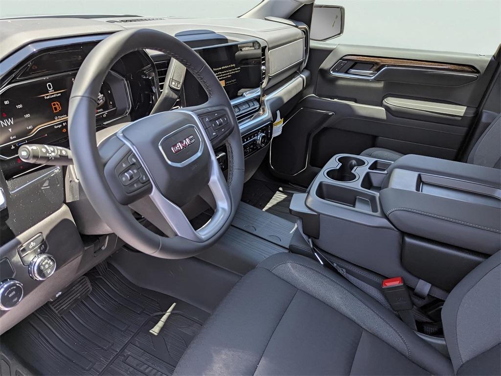 new 2025 GMC Sierra 1500 car, priced at $43,815