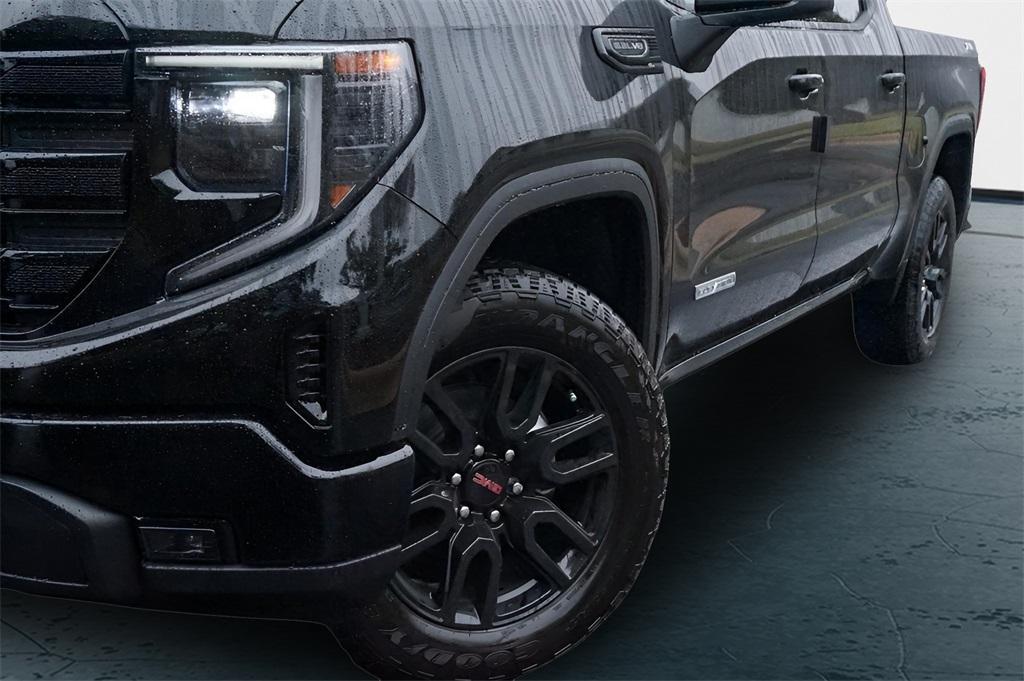 new 2025 GMC Sierra 1500 car, priced at $57,535