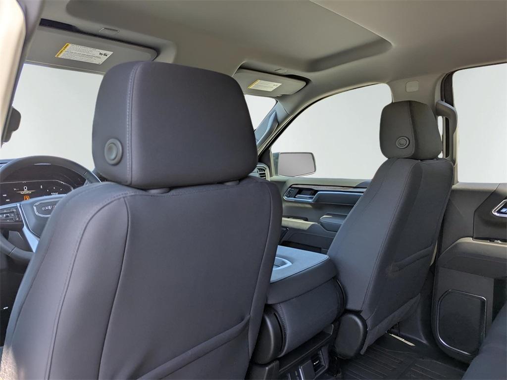 new 2025 GMC Sierra 1500 car, priced at $43,815
