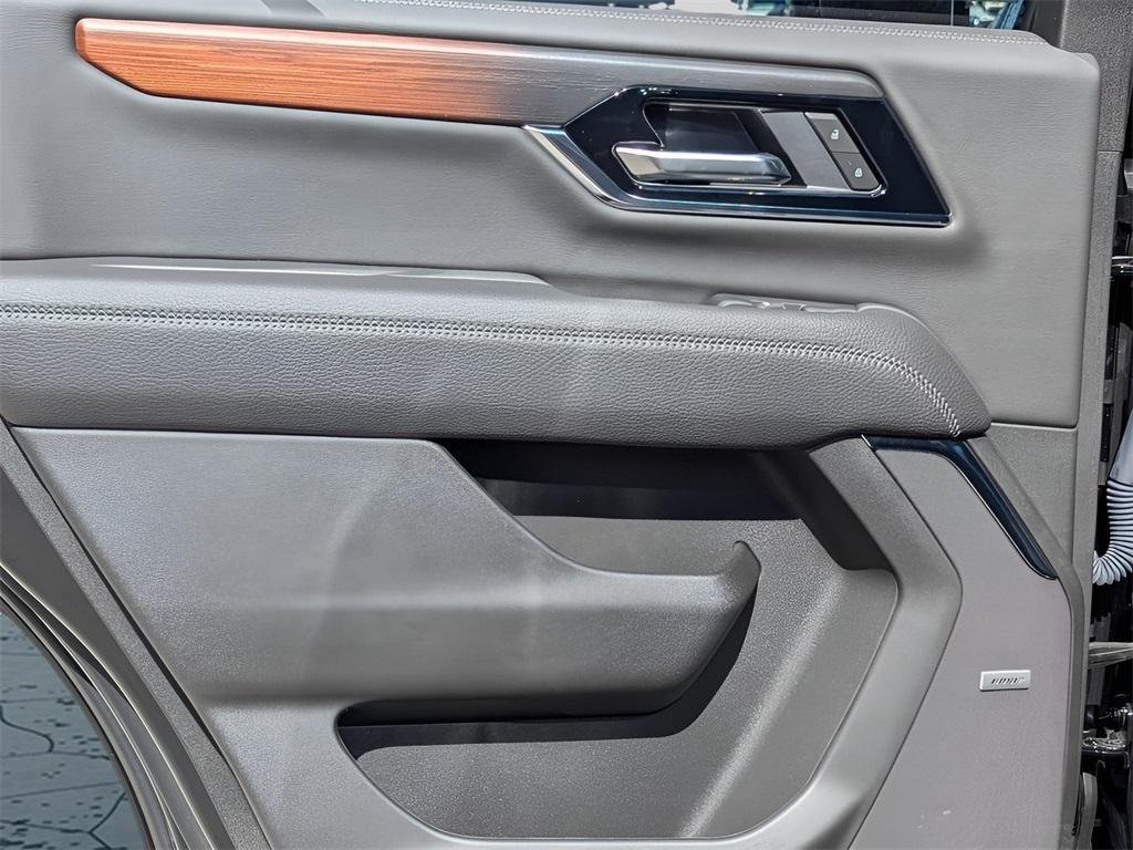 new 2025 GMC Yukon car, priced at $94,570