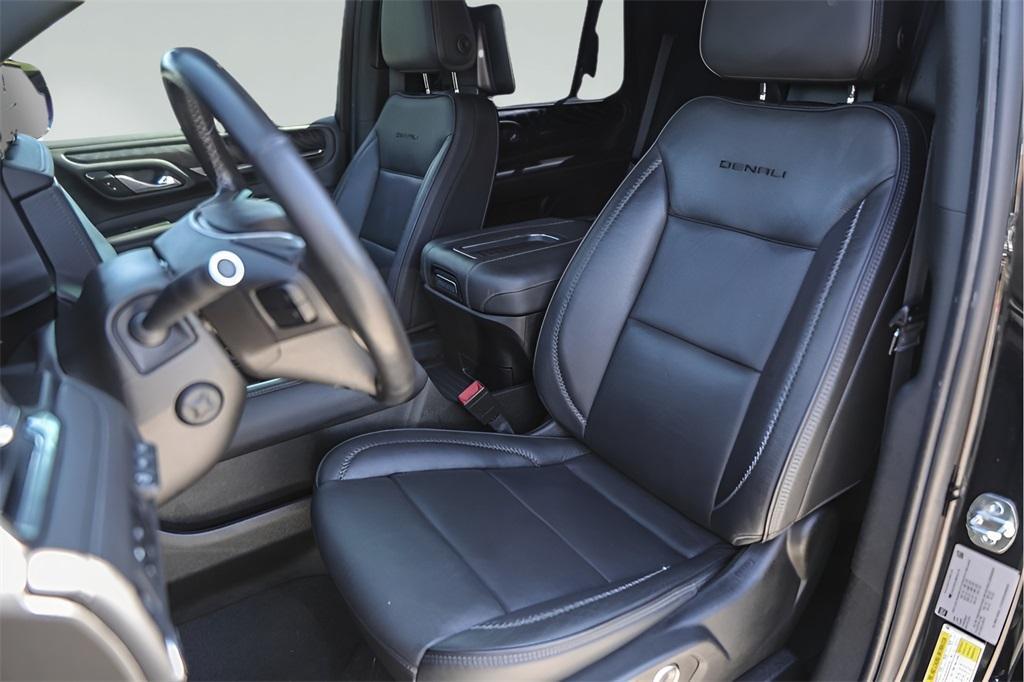 used 2021 GMC Yukon car, priced at $55,900