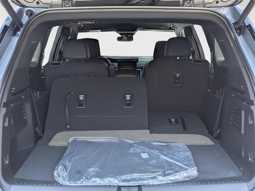 new 2025 GMC Acadia car, priced at $47,400