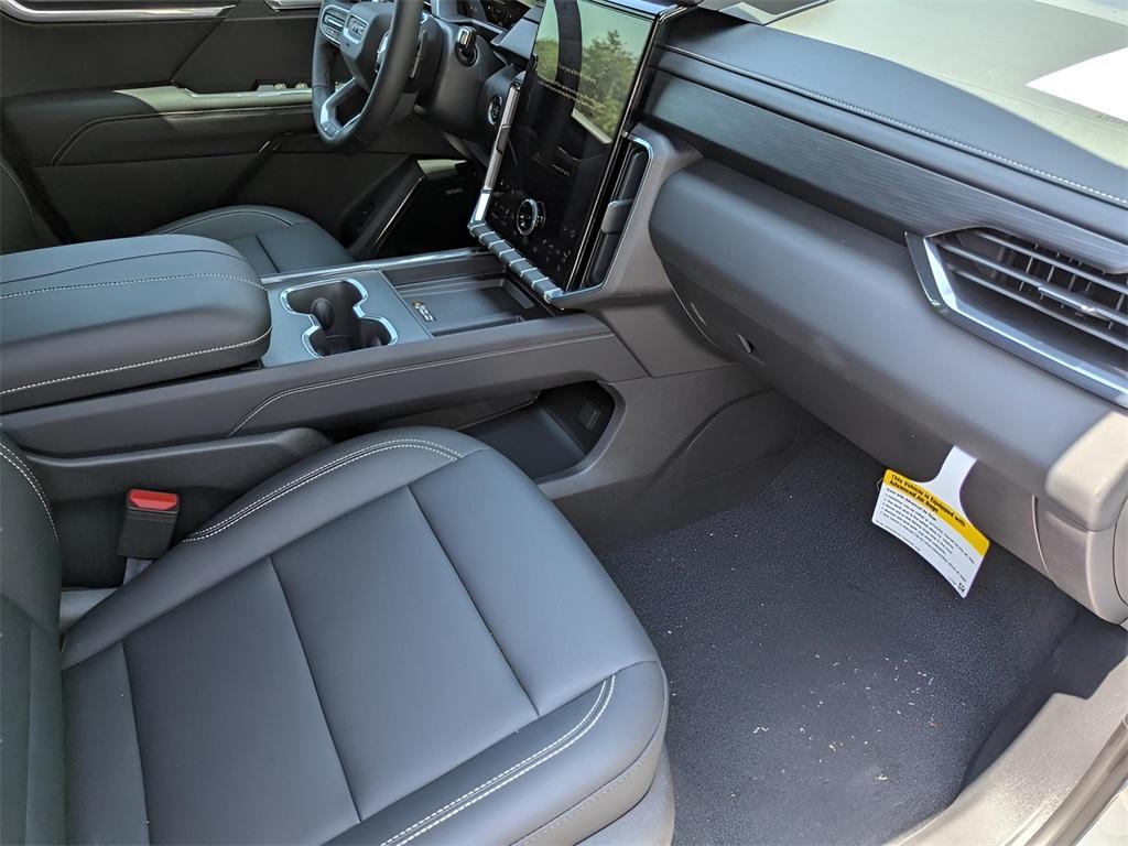 new 2025 GMC Acadia car, priced at $47,400