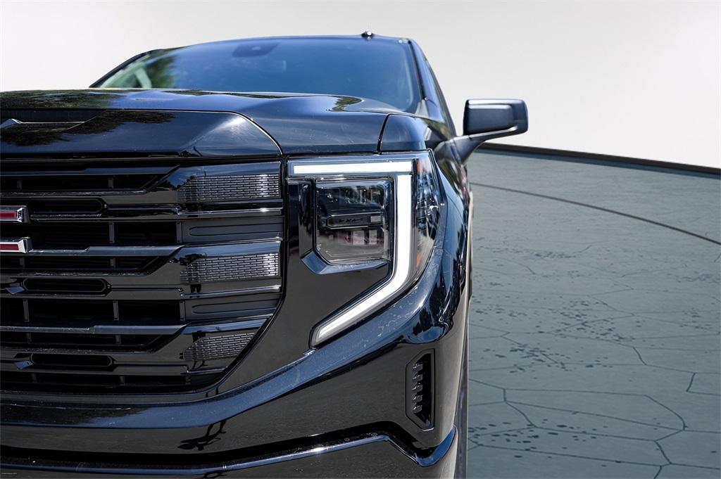 new 2024 GMC Sierra 1500 car, priced at $42,770