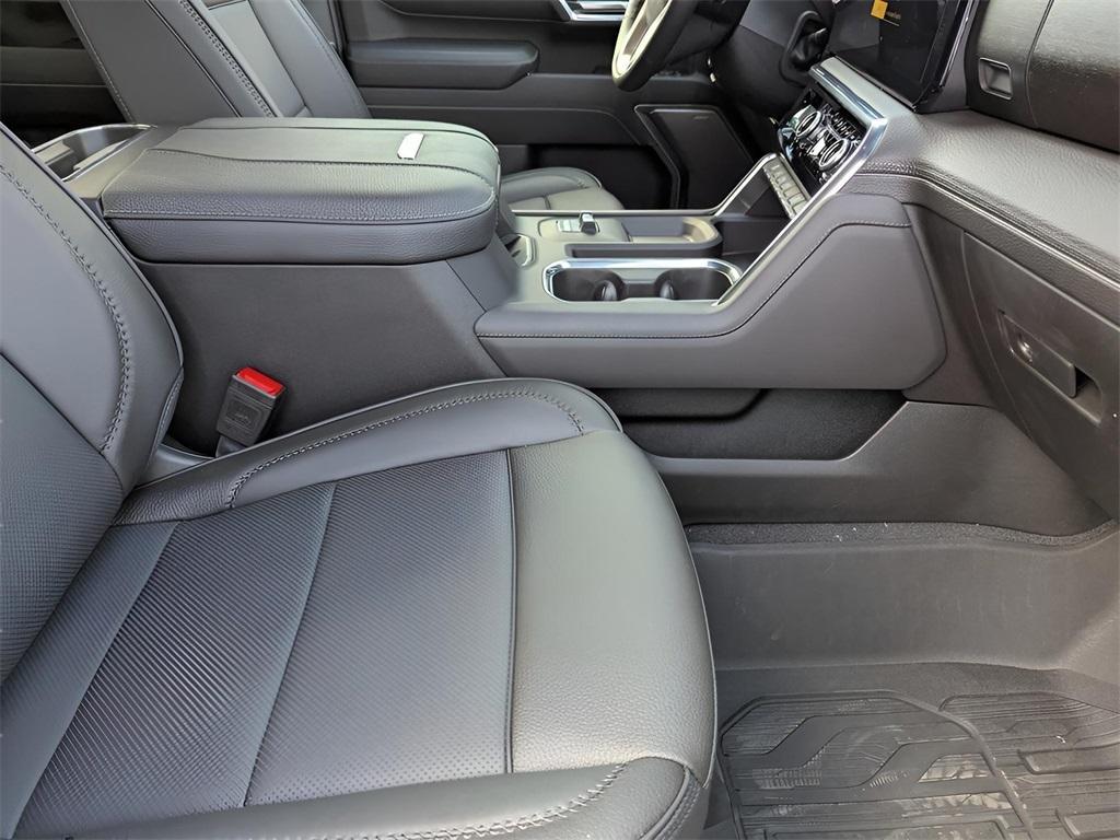 new 2025 GMC Sierra 2500 car, priced at $84,100