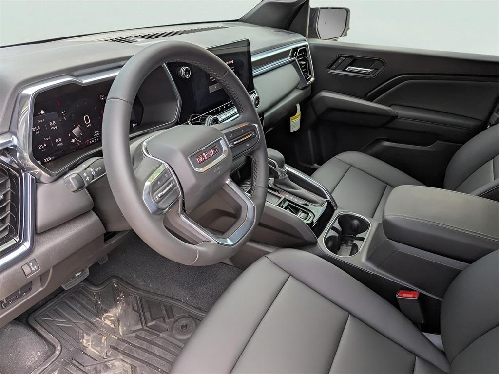 new 2025 GMC Canyon car, priced at $40,970