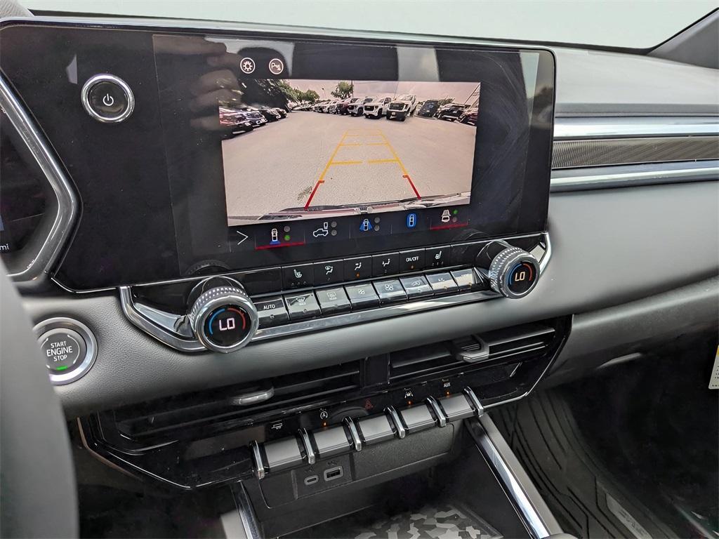 new 2025 GMC Canyon car, priced at $40,970
