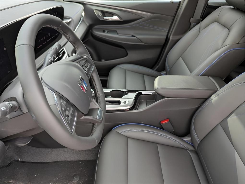 new 2025 Buick Envista car, priced at $28,455