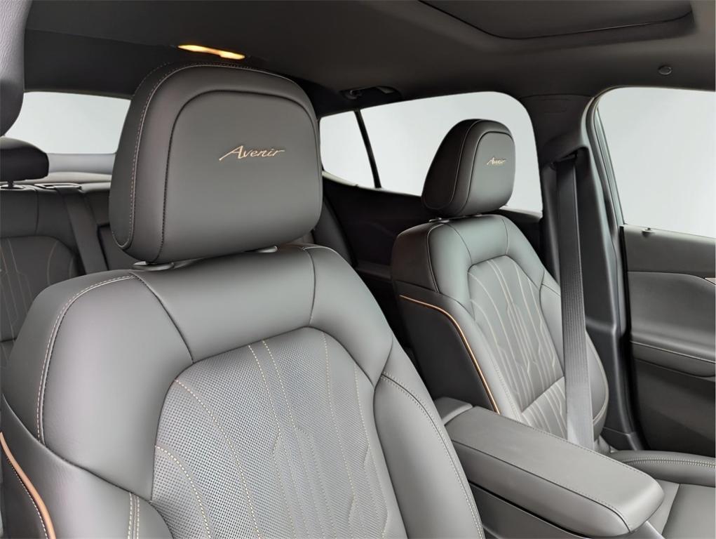 new 2025 Buick Envista car, priced at $32,059