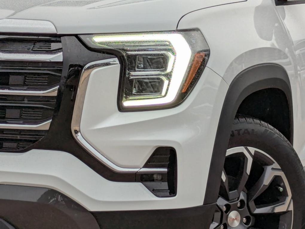 new 2025 GMC Terrain car, priced at $38,625