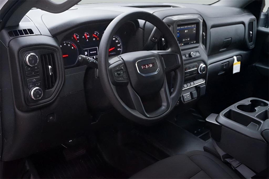 new 2025 GMC Sierra 2500 car, priced at $50,715