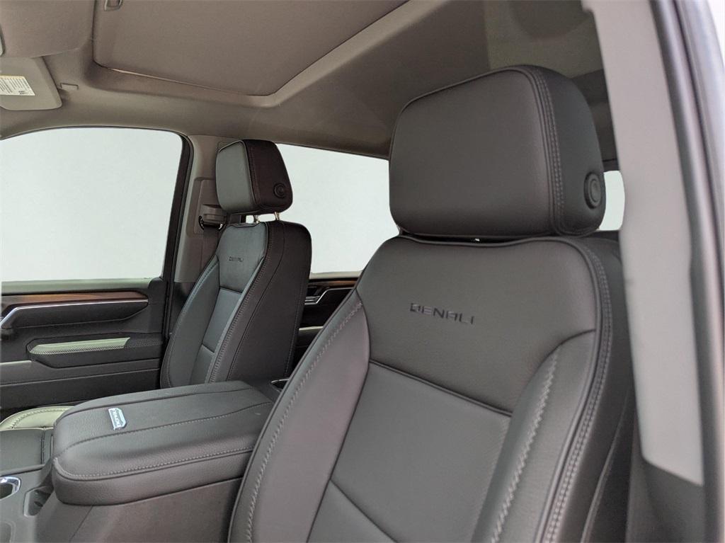 new 2025 GMC Sierra 2500 car, priced at $109,995