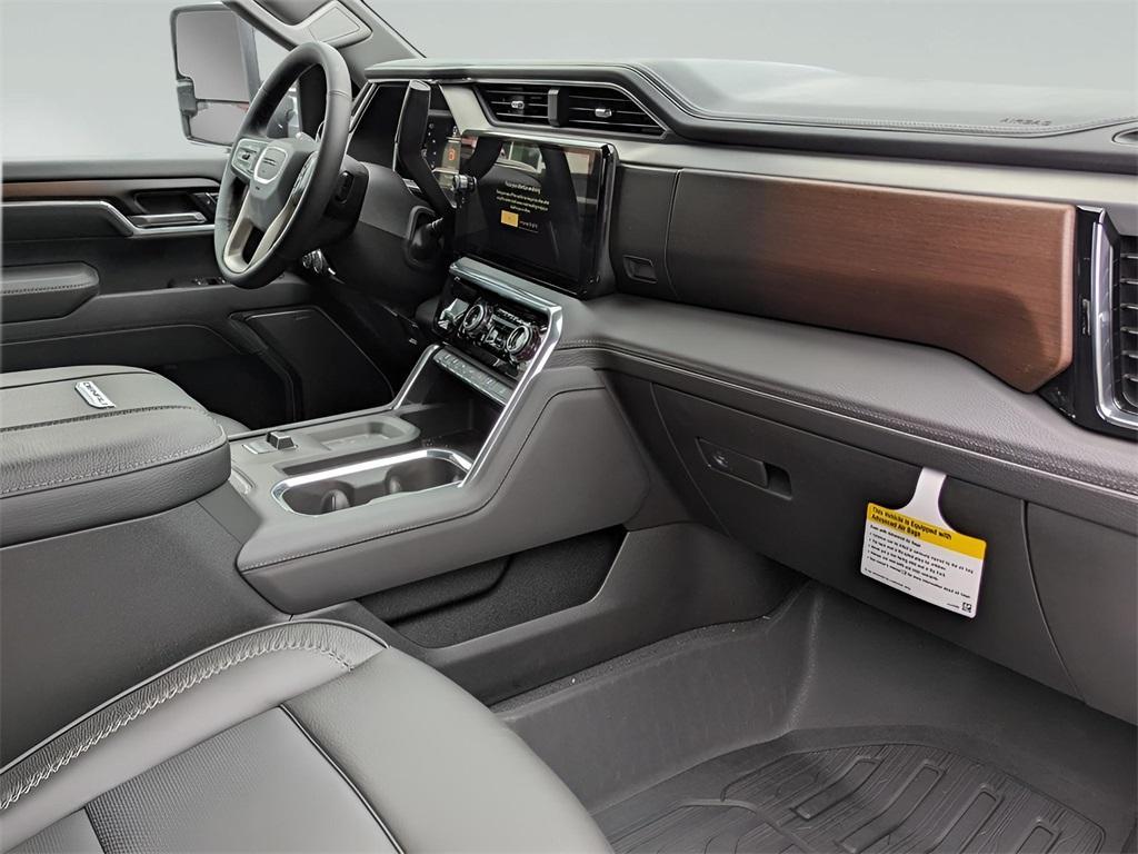 new 2025 GMC Sierra 2500 car, priced at $87,000