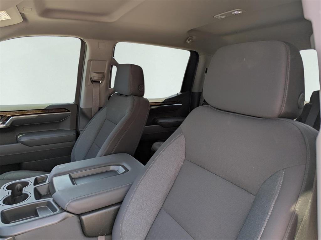 new 2025 GMC Sierra 1500 car, priced at $42,315