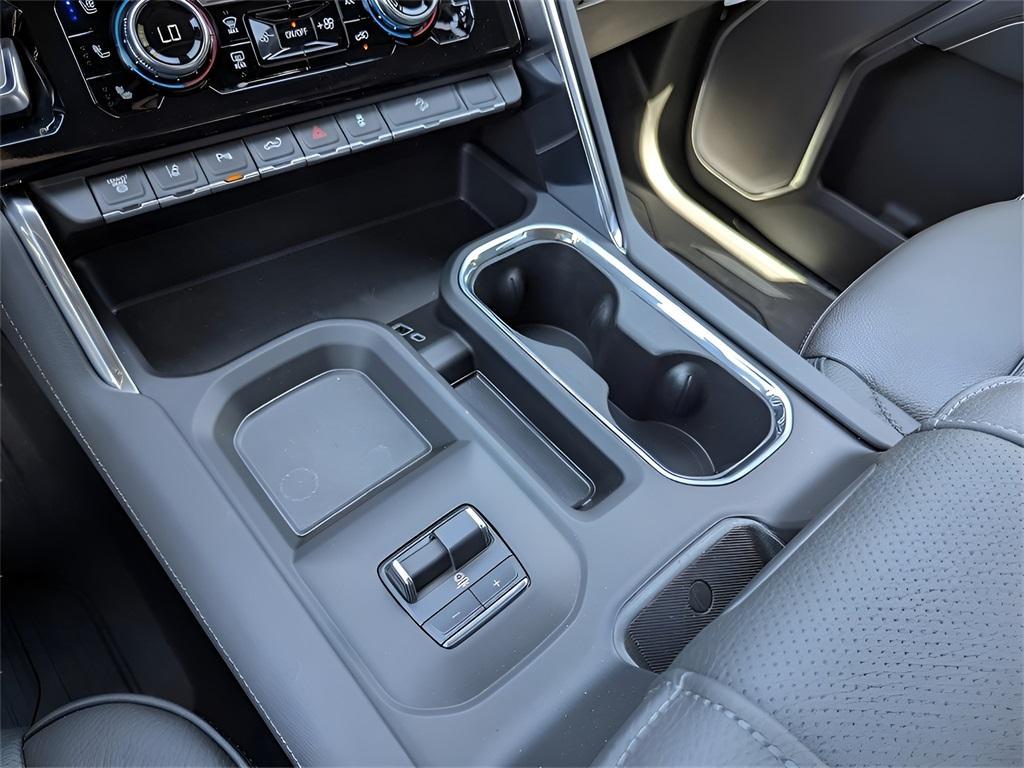 new 2025 GMC Sierra 2500 car, priced at $81,600