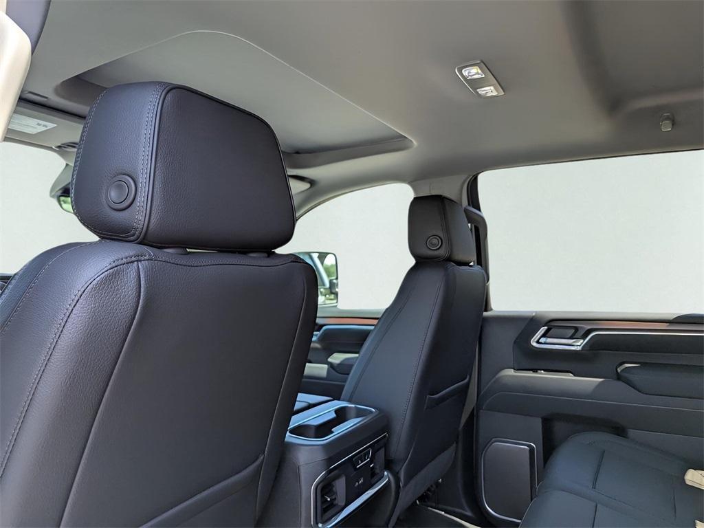 new 2025 GMC Sierra 2500 car, priced at $81,600