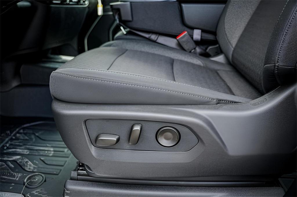 new 2026 GMC Sierra 1500 car, priced at $45,400