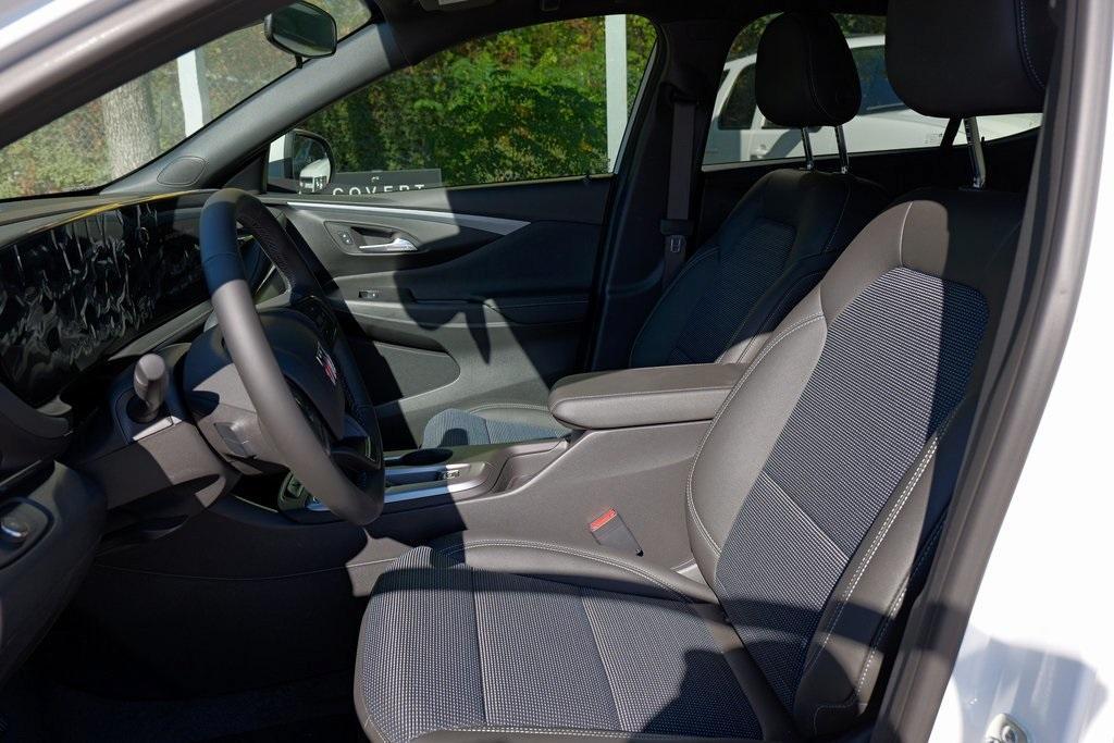 new 2026 Buick Envista car, priced at $26,585