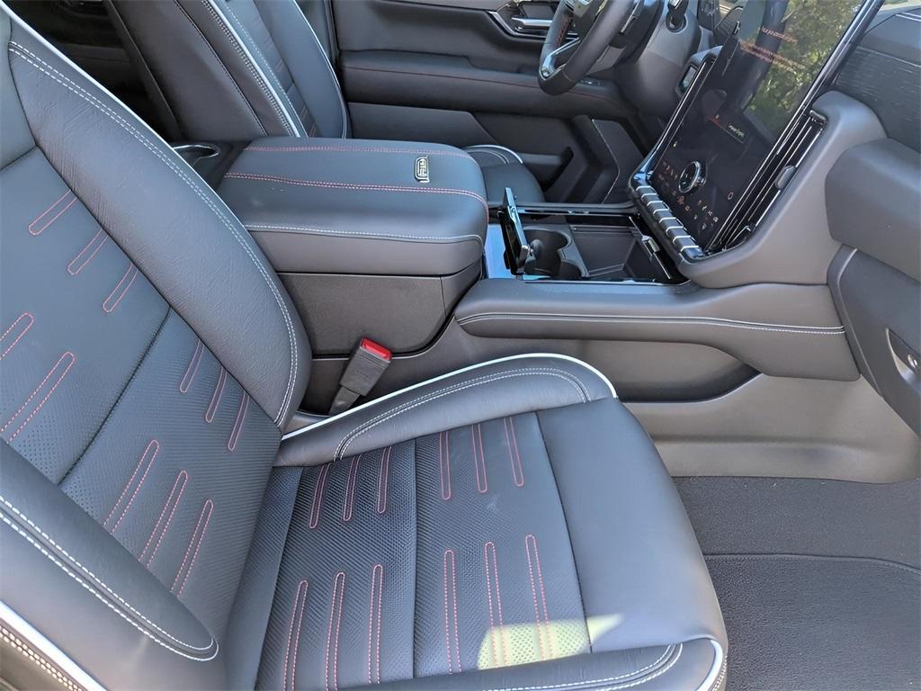 new 2025 GMC Yukon car, priced at $99,215