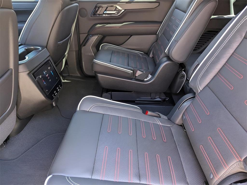 new 2025 GMC Yukon car, priced at $99,215