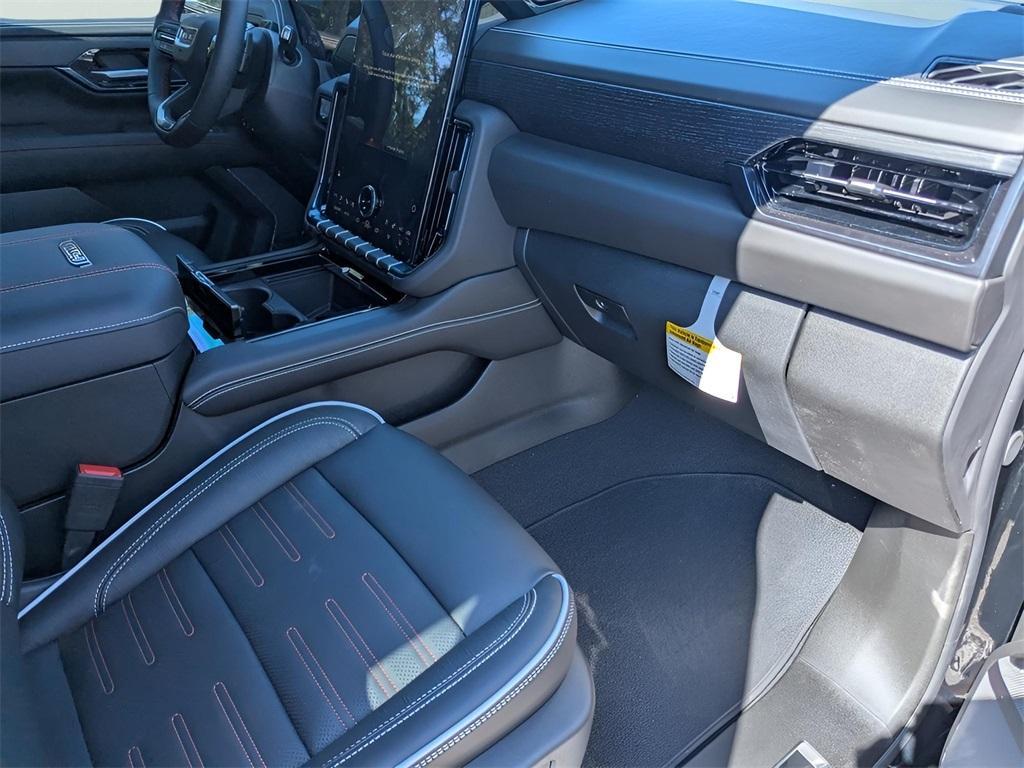 new 2025 GMC Yukon car, priced at $99,215