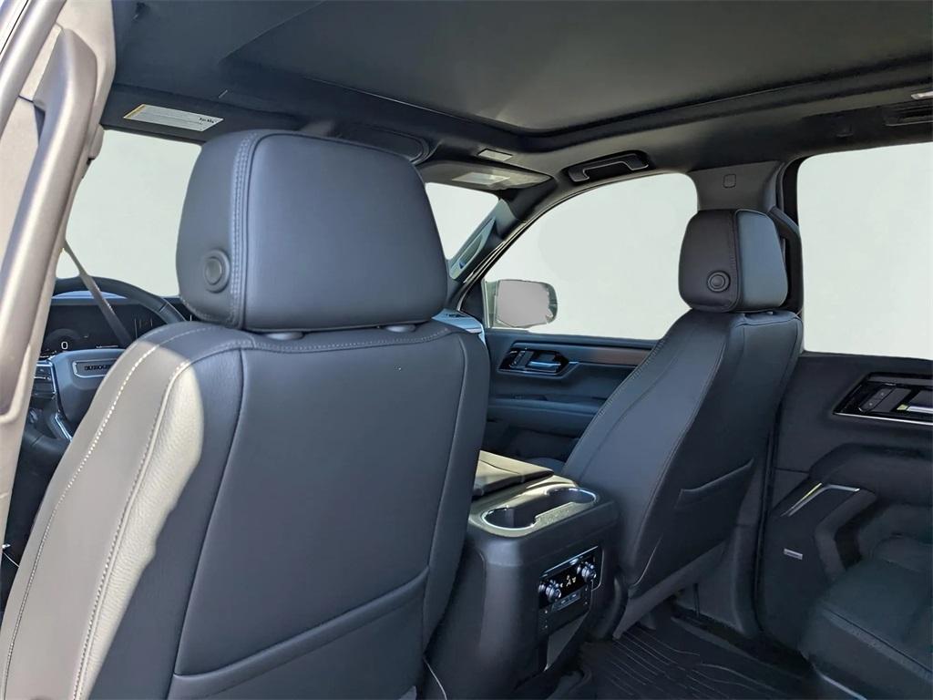 new 2025 GMC Yukon XL car, priced at $93,055