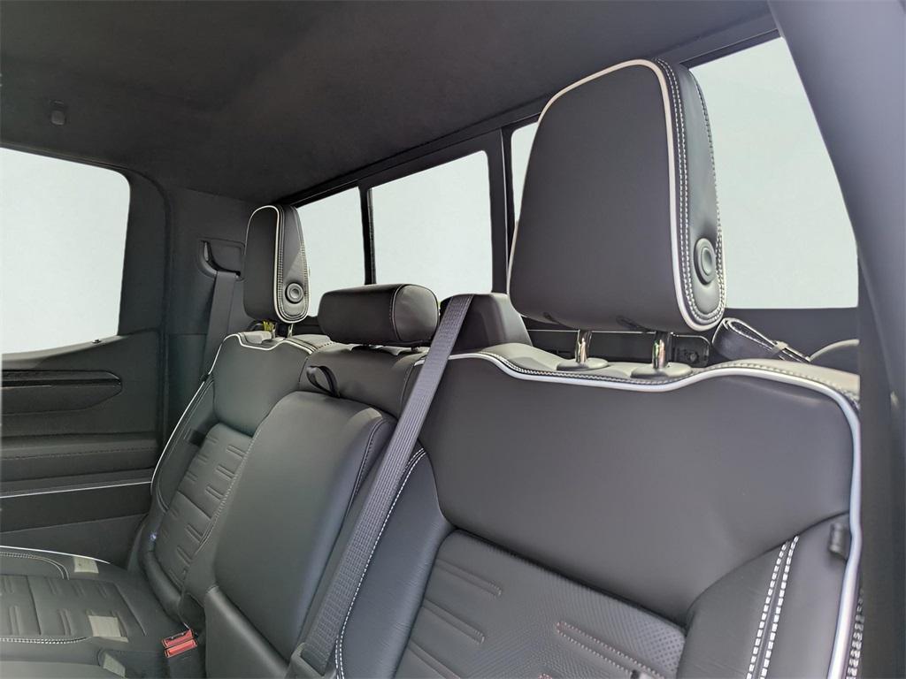 new 2025 GMC Sierra 1500 car, priced at $75,529