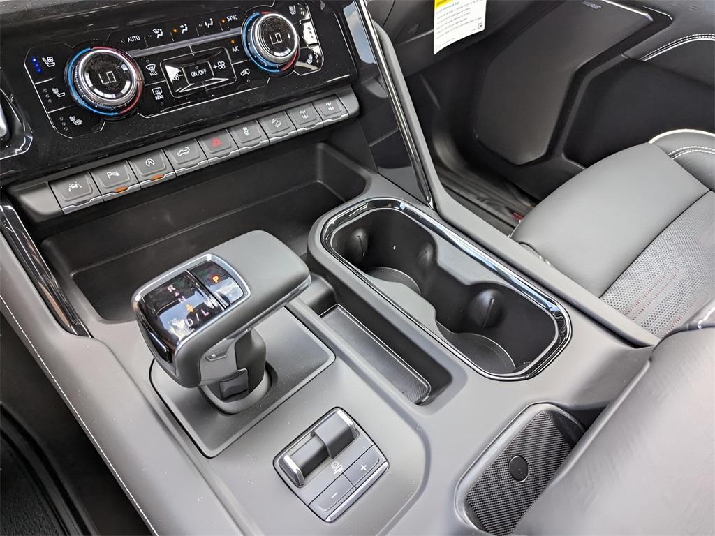 new 2025 GMC Sierra 1500 car, priced at $75,529