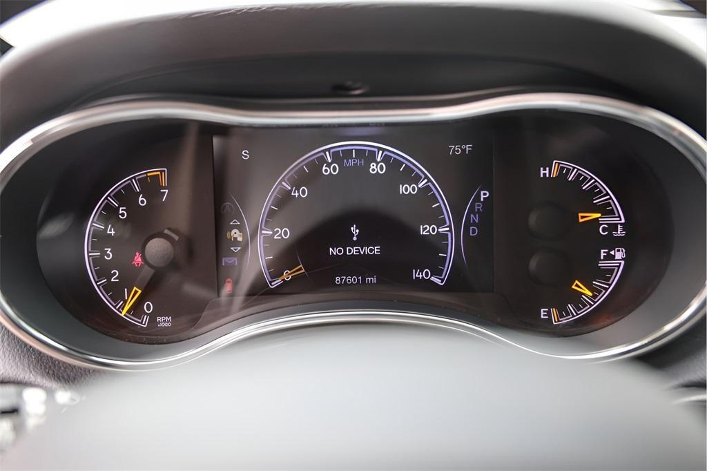 used 2020 Jeep Grand Cherokee car, priced at $22,498