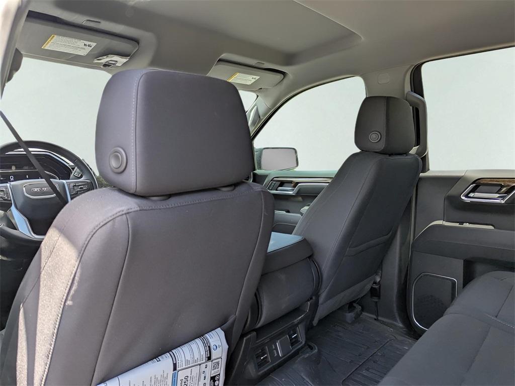 new 2025 GMC Sierra 1500 car, priced at $43,490