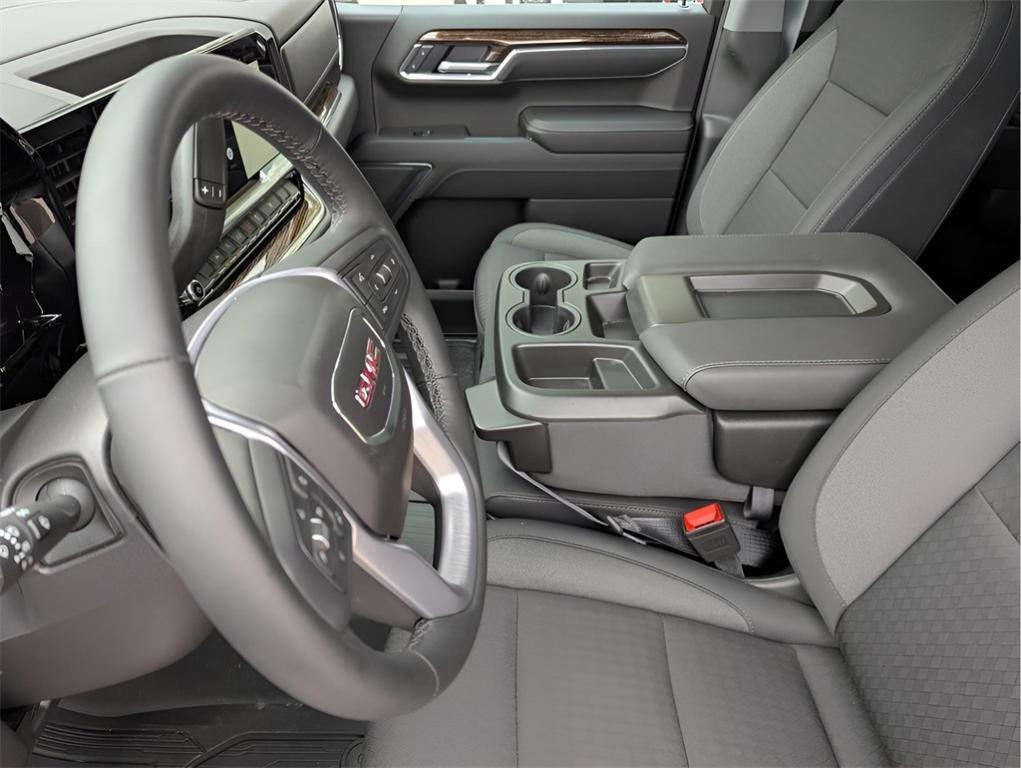 new 2025 GMC Sierra 1500 car, priced at $43,990