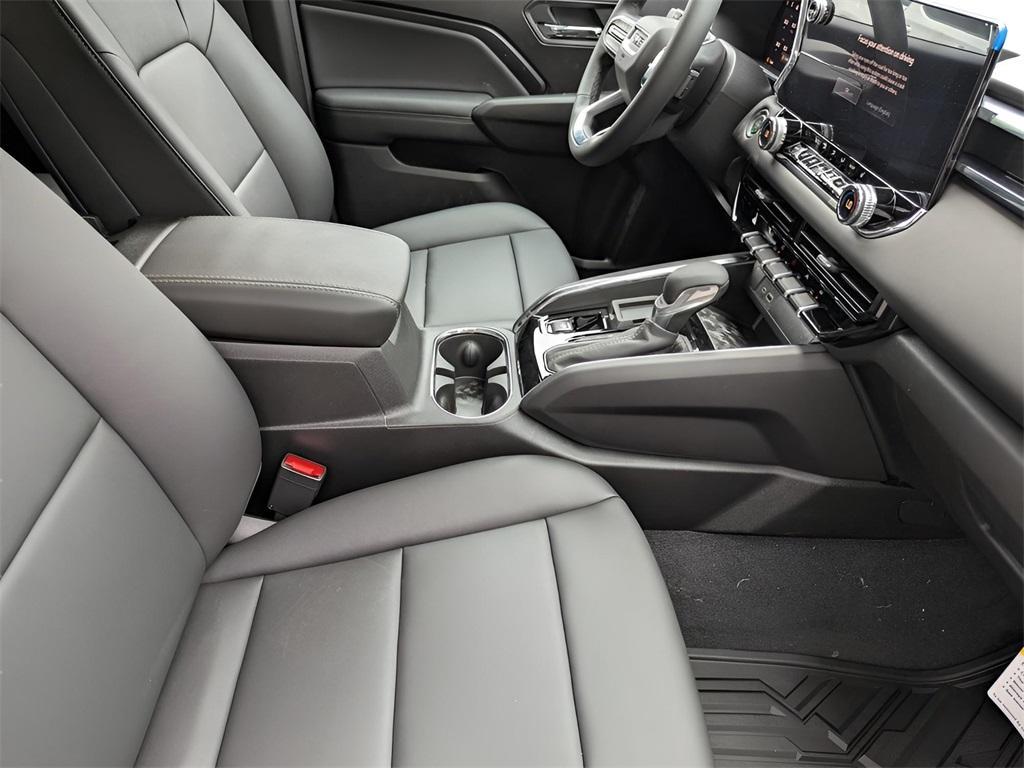 new 2025 GMC Canyon car, priced at $42,470