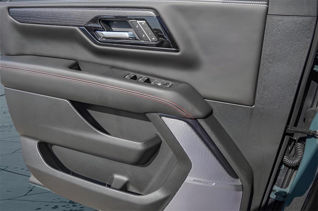 new 2025 GMC Yukon car, priced at $101,634