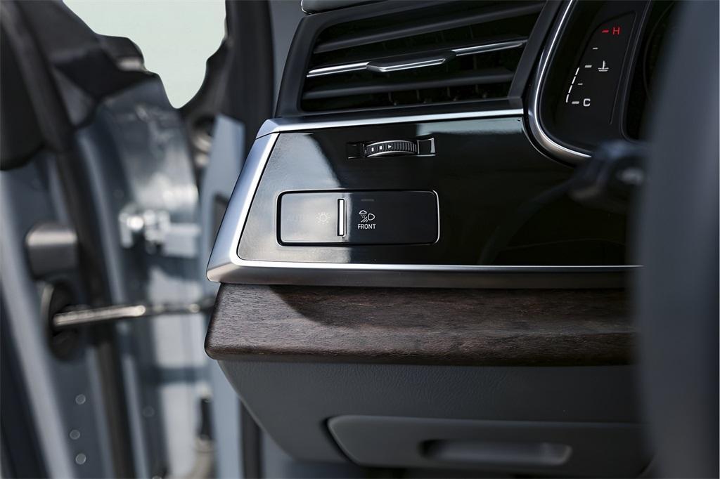 used 2024 Audi Q8 car, priced at $68,900