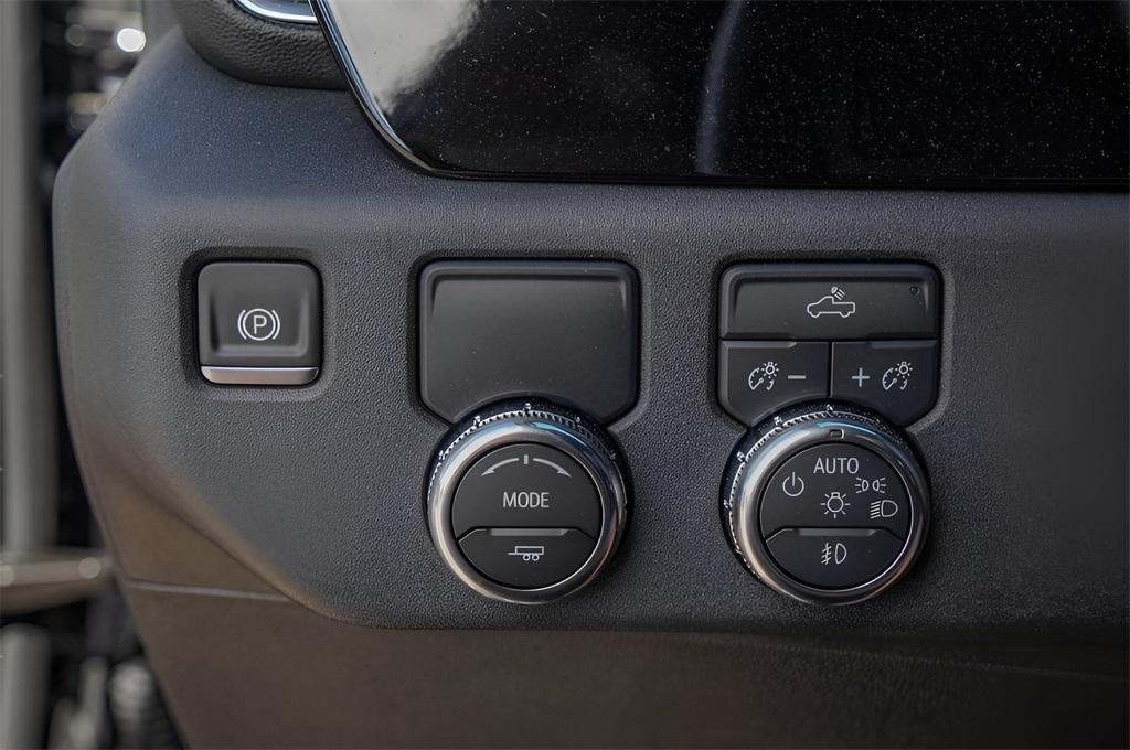 new 2025 GMC Sierra 1500 car, priced at $43,490