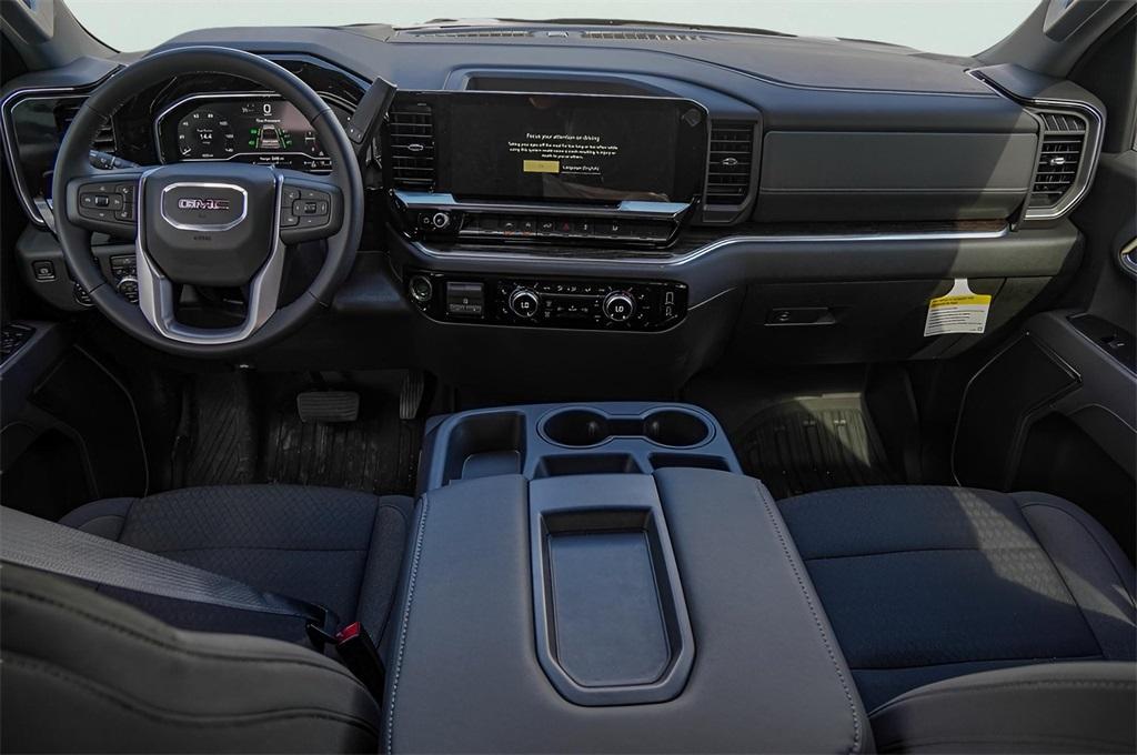 new 2025 GMC Sierra 1500 car, priced at $43,490
