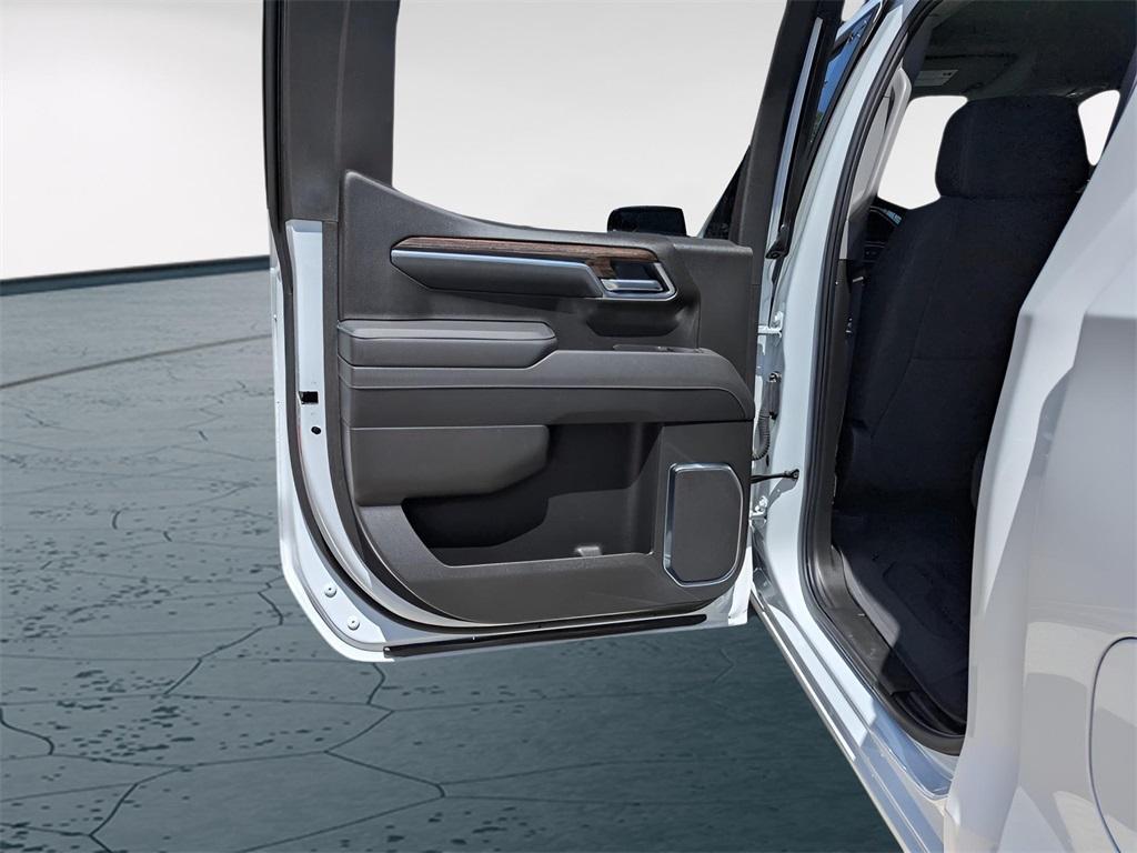 new 2025 GMC Sierra 1500 car, priced at $41,495