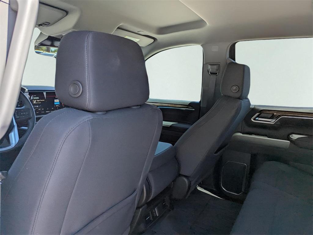 new 2025 GMC Sierra 1500 car, priced at $41,495