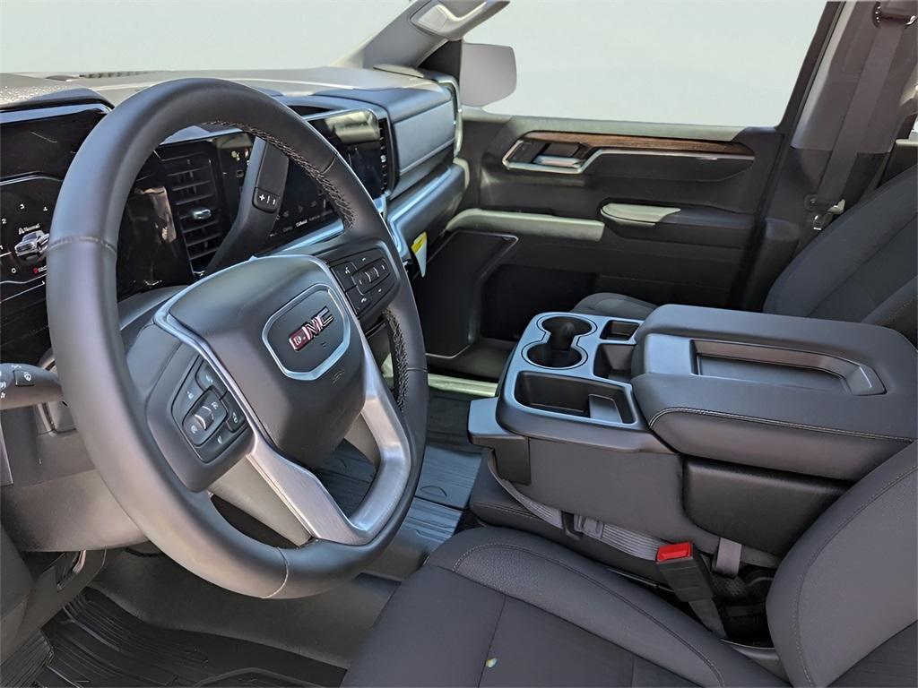 new 2025 GMC Sierra 1500 car, priced at $41,495