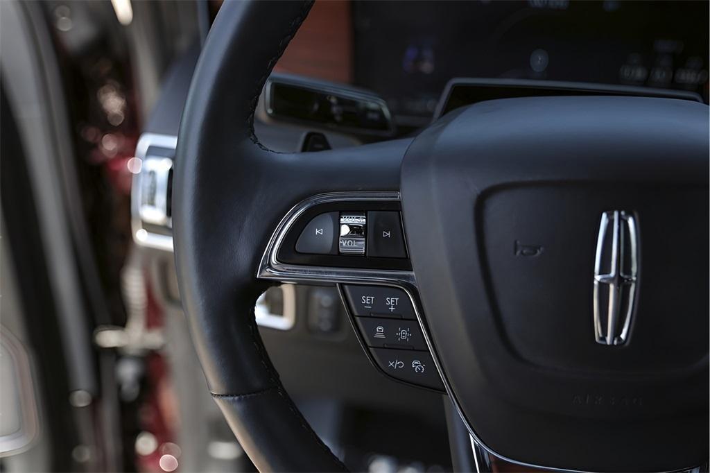 used 2023 Lincoln Navigator car, priced at $74,850
