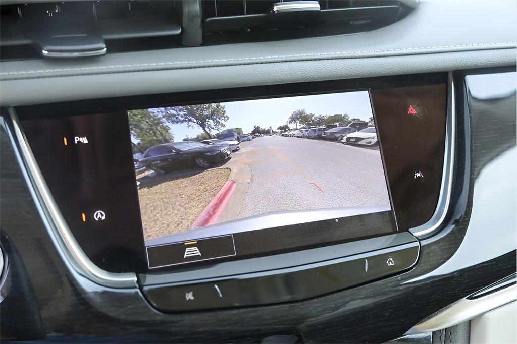 used 2025 Cadillac XT6 car, priced at $50,800