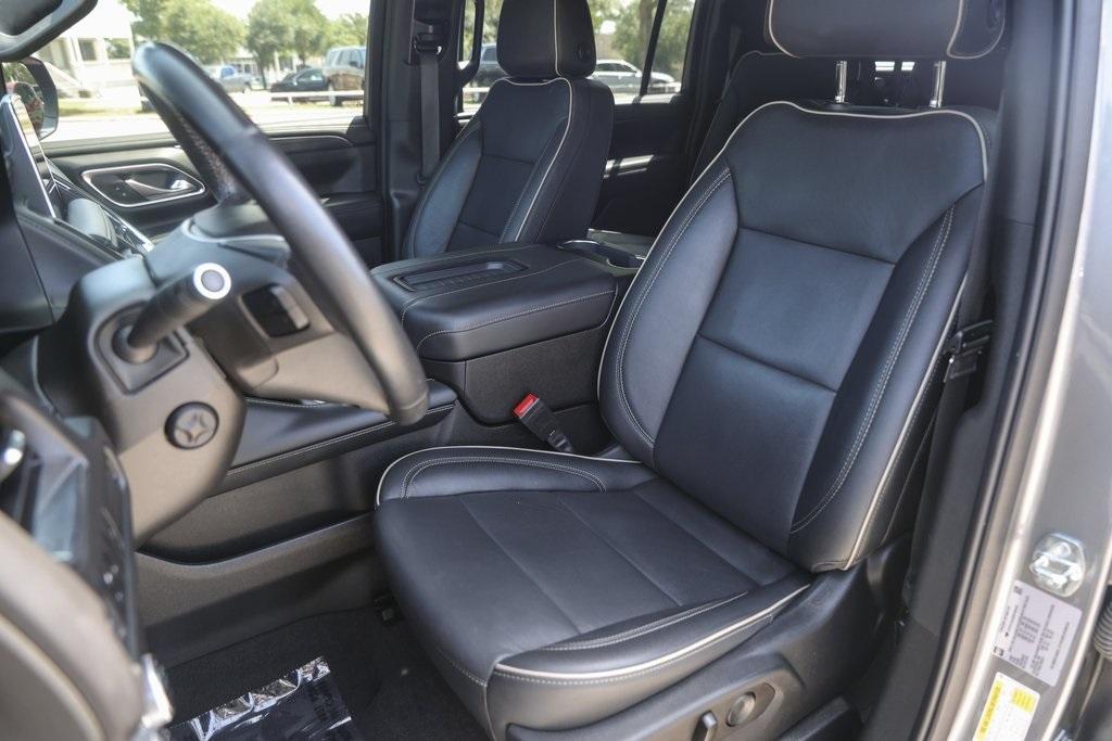 used 2021 GMC Yukon XL car, priced at $54,900